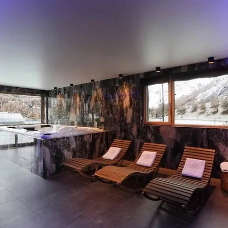 Superb Up To 10 Guests Breuil-Cervinia