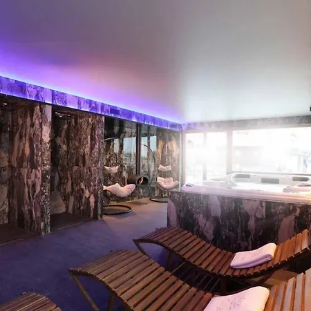 Superb Up To 10 Guests Hébergement de vacances